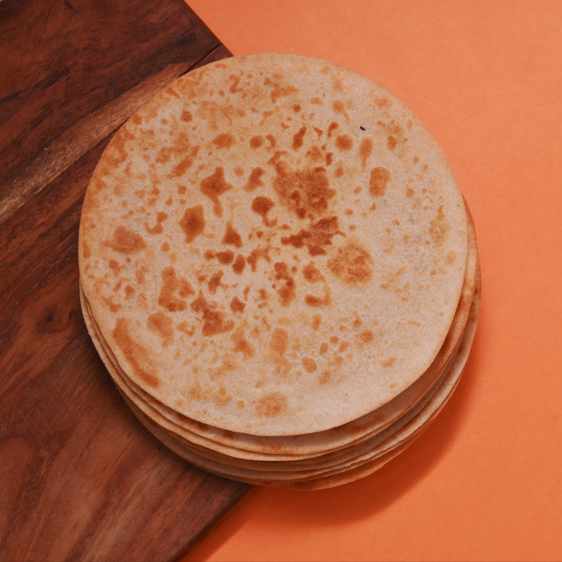 Handmade Kanak Khakhra from Bhairudan and Sons, 400 grams, crispy traditional Indian snack displayed on a plate.